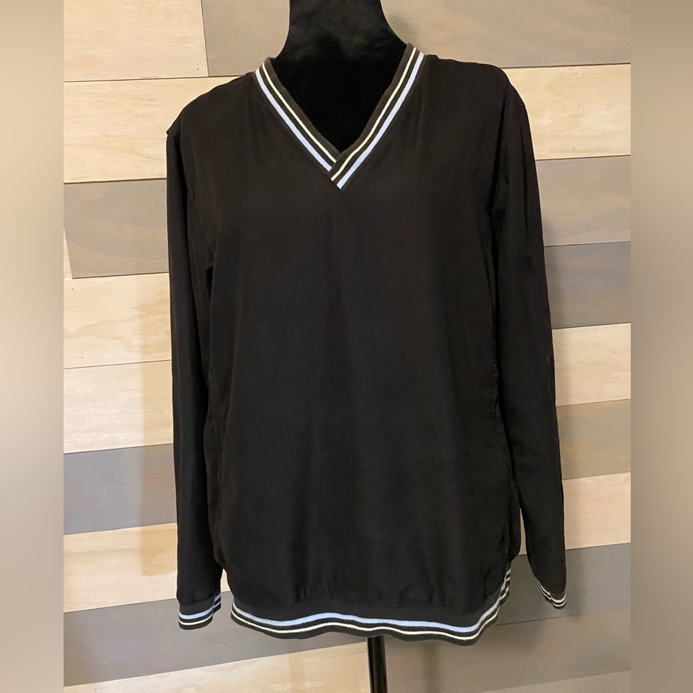 LIZ GOLF Womans pull over sweatshirt style rain jacket. Size M. Black, ribbed.